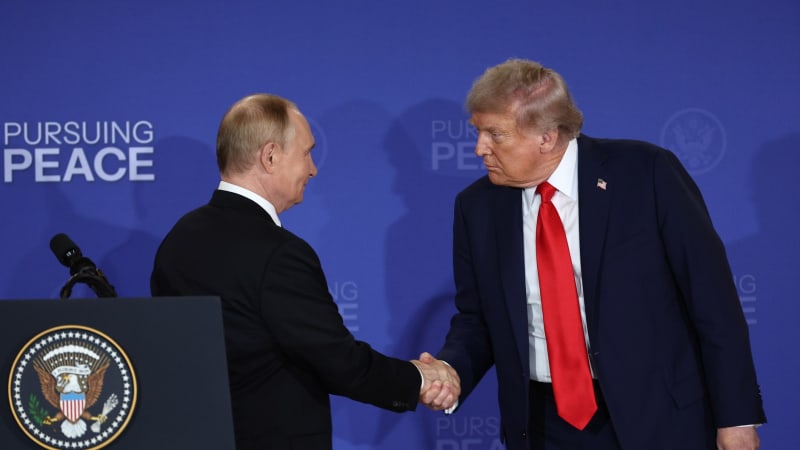 Trump zrušil summit s Putinem. Jeho konání nepovažuji za správné, řekl