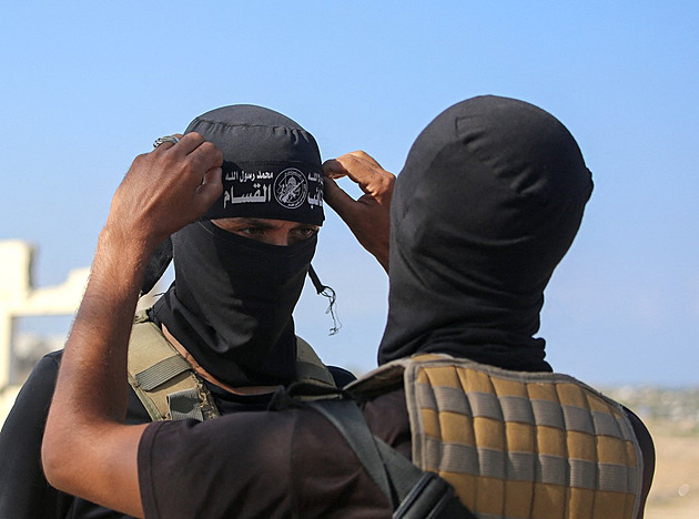 Přes 150 teroristů Hamásu pobývá v pětihvězdičkovém hotelu v Káhiře