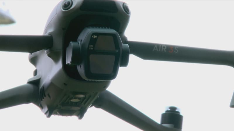 Belgické tajné služby: Drony nad letiště posílá Rusko. Schází se bezpečnostní rada státu