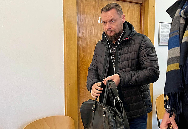 Z kasy soudu zmizelo 16 milionů, účetní si za zpronevěru odsedí 6,5 roku