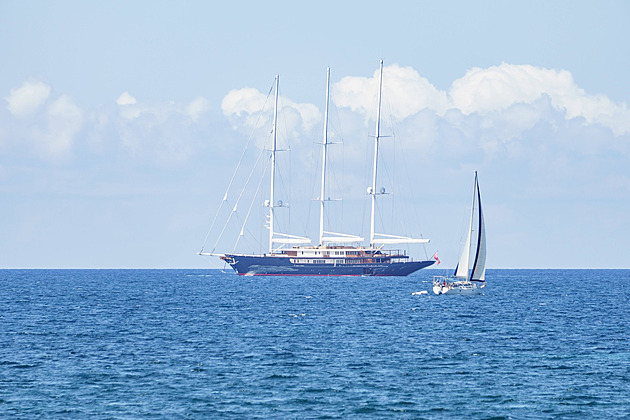 Jachtařský průmysl hledá alternativy k teaku. Výrobci již dostali pokuty