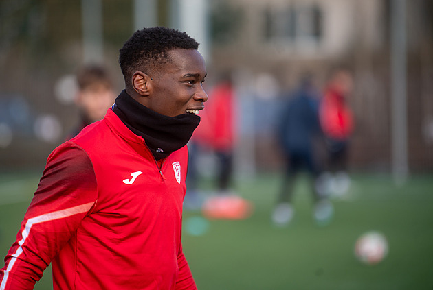 Jedeme Boleslavi ztížit situaci, hlásí Mahuta. Pak se vypraví do dalekých krajin