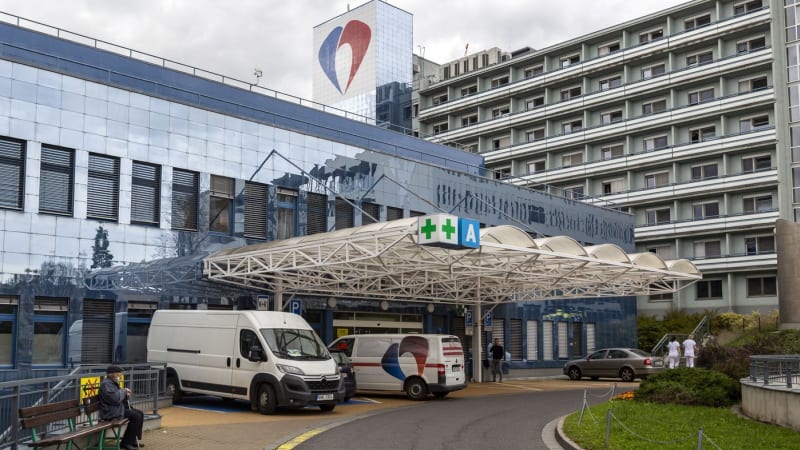 Kauza defibrilátorů v olomoucké nemocnici: Mělo dojít k manipulaci s chorobopisy pacientů