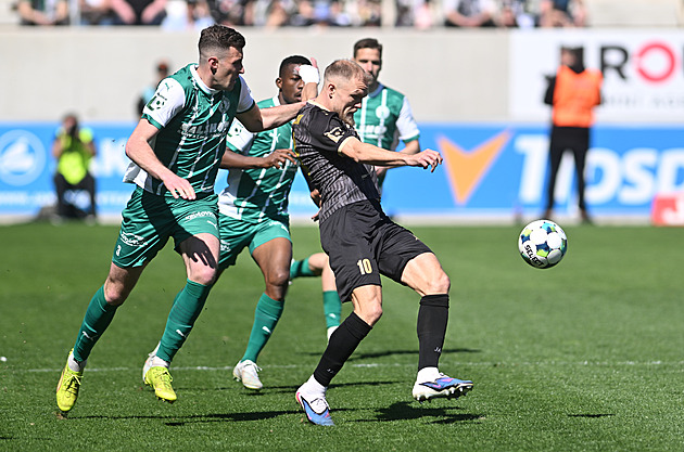ONLINE: Hradec Kr. - Bohemians 0:0, domácí hrají o místo v první šestce