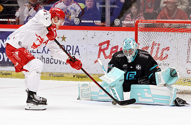 386 střel v play off. Že víc útočíme? Zas tak bych to nepřeháněl, říká kouč Žabka