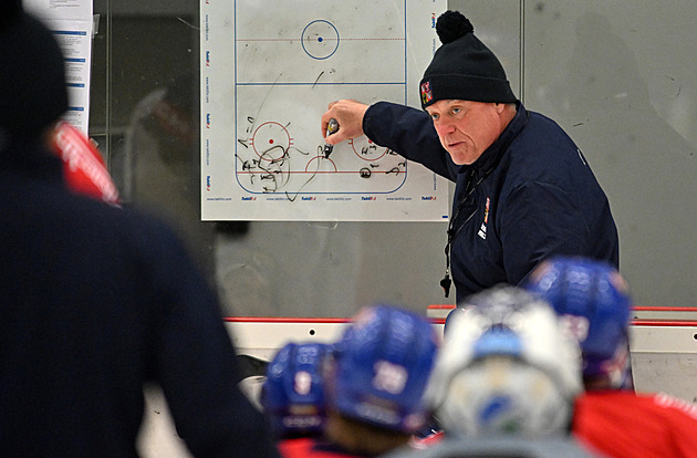 Rulík oznámil tři omluvenky ze zámoří. Na kempu už trénují Kubalík a Tomášek