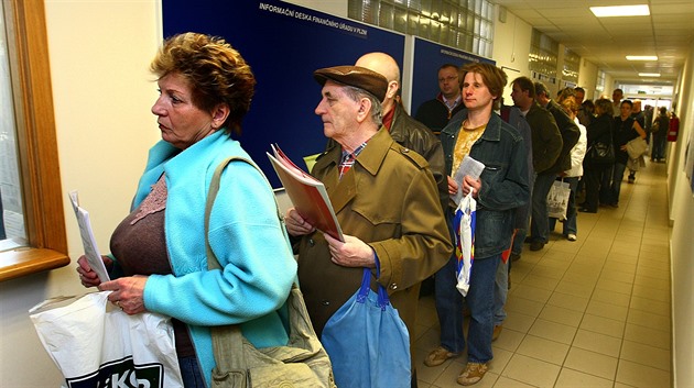 Kdy přijde daňový přeplatek? Úřad má na vrácení daně lhůtu, počítá se od podání