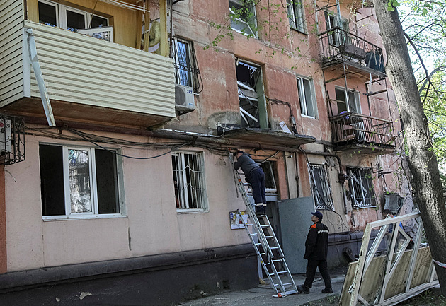 Příliš křehké příměří. Ukrajina a Rusko se obviňují z porušení klidu zbraní