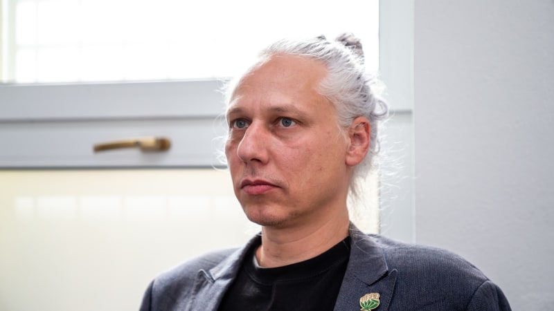 Pirátskou loď opustila další tvář. Veverka odchod odůvodnil Votápkem a kritizoval Hřiba