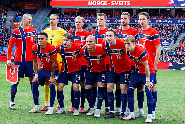 Vikingové přicházejí! Norští fotbalisté ukázali před mistrovstvím epickou fotku